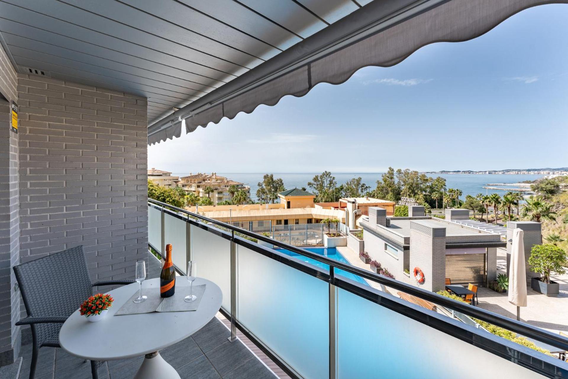 Malagasuite Timon Sea Views Benalmadena